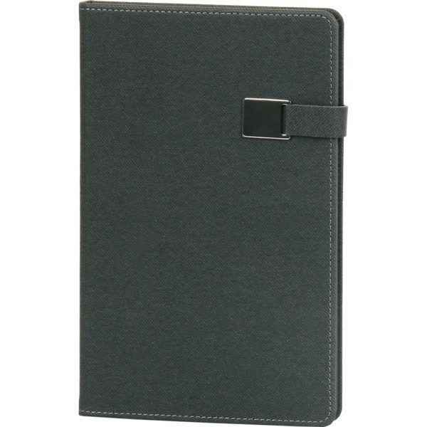 PT-160 Tarihsiz Defter - Kenarı Renkli 13x21 cm İç Kağıtlar Boyutu: 13x21 cm Kağıt Cinsi: 80 gr. Krem Kağıt 224 Sayfa Kenarı Renli Son Sayfa Cepli Termo Deri Kapak ( Denim Desen )